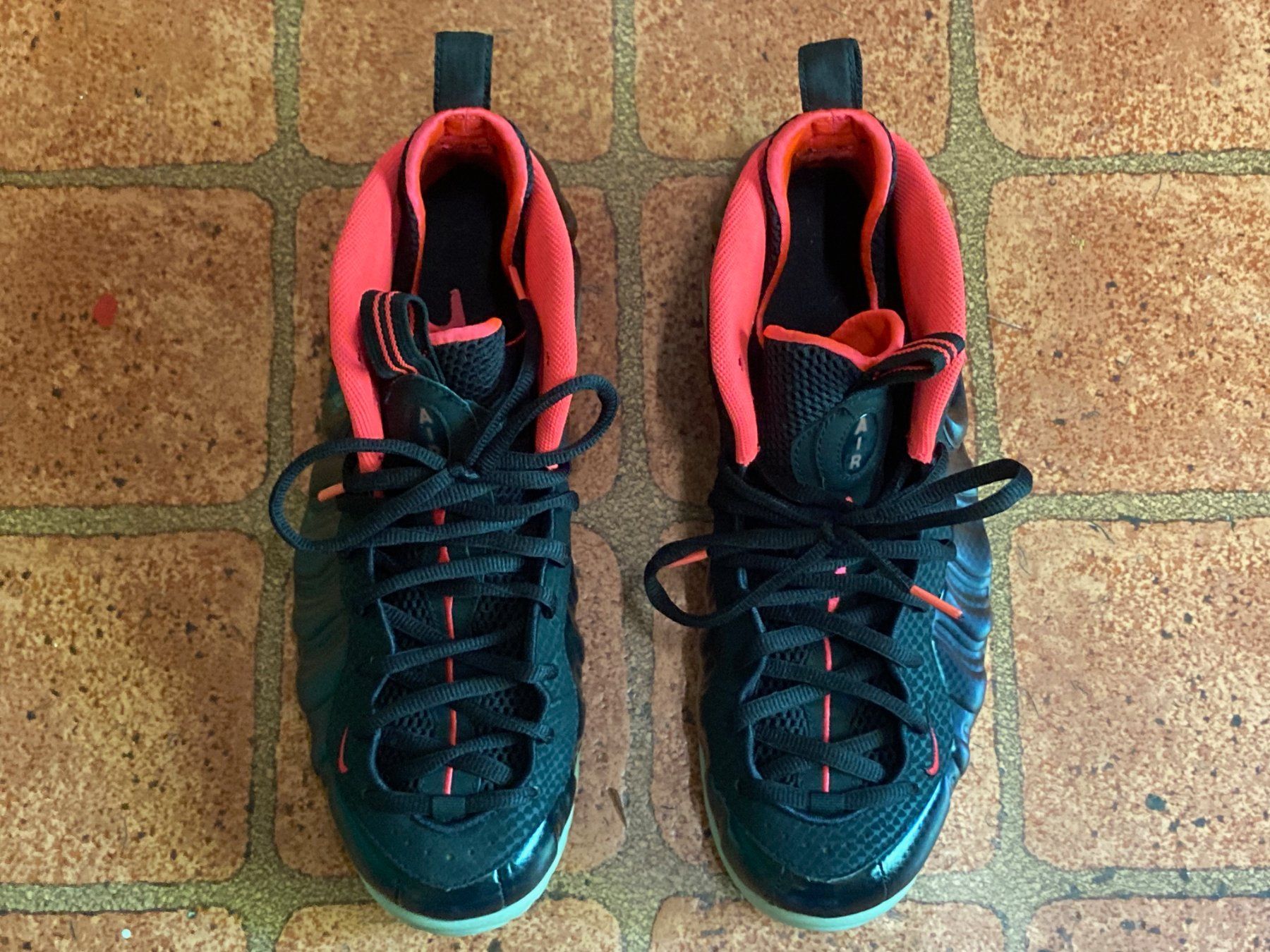 Nike Herrenschuhe: Nike foamposite yeezy size 11.5/45.5 – Gebraucht aus Zürich von le_souk 2