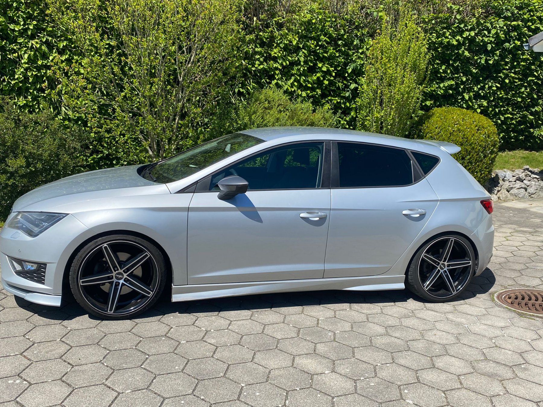 Seat Automobili: Seat Leon 1.8 TSI – Usato da Bern venduto da Buybest24 1