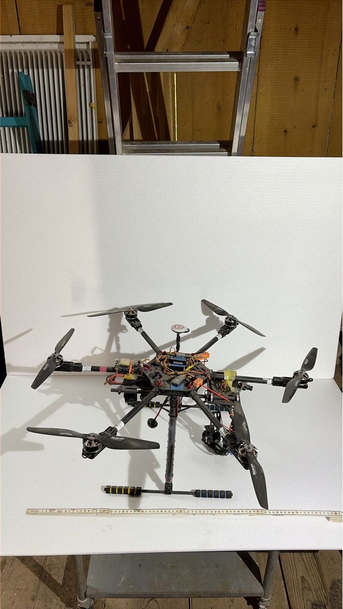 Modellismo RC: Grosse Drohne Hexacopter - 80cm – Usato da Zullwil venduto da Baumeister86