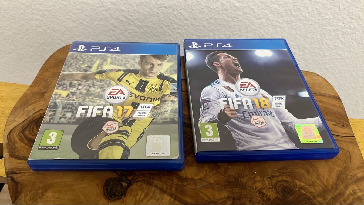 Spiele: FIFA 17 et FIFA 18 sur PS4 – Gebraucht aus petit-lancy von Mak_zou