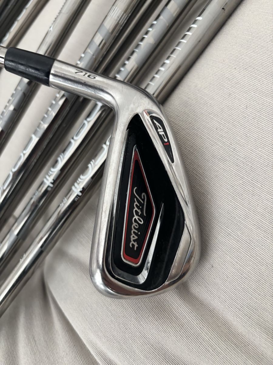 Titleist Mazze & Set: Titleist AP1 Eisen Set (Links) Titel: Titleist AP1 Eisen Set – Usato da Chur venduto da Cuteclothes7k 3