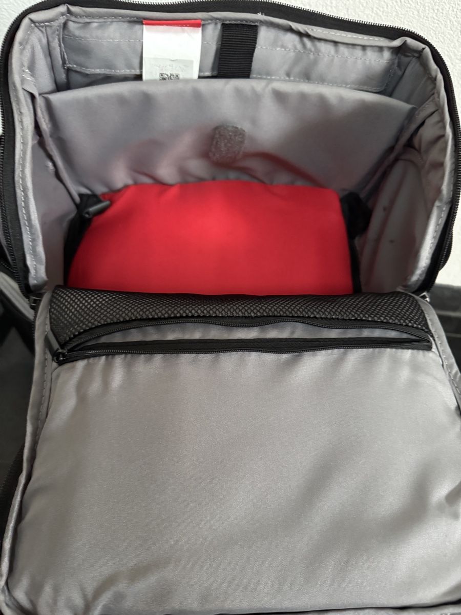 Manfrotto Zaini: Manfrotto Foto Rucksack L - NEU  -  Schnäppchen – Nuovo (secondo la descrizione) da Gurmels venduto da topsommer 4