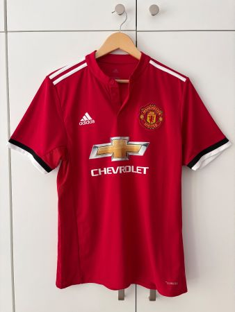 Manchester United 2017/18 jersey Adidas original NEW, M size