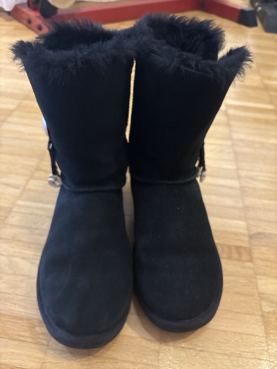 Ugg Scarpe da donna: UGG Boots – Usato da Sisseln AG venduto da Gommibaerli87 3