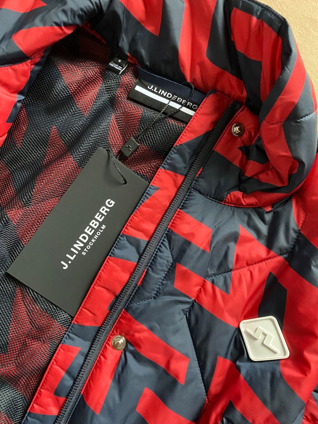Lindeberg Giacche: J.Lindeberg Golfjacke rot/blau – Nuovo e nell'imballaggio originale da Altendorf venduto da Jeshy15 6