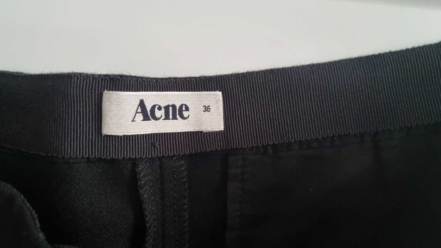Acne Studios Pantaloni: Schöne klassische Wollhose Acne – Usato da Bern venduto da milaro 2