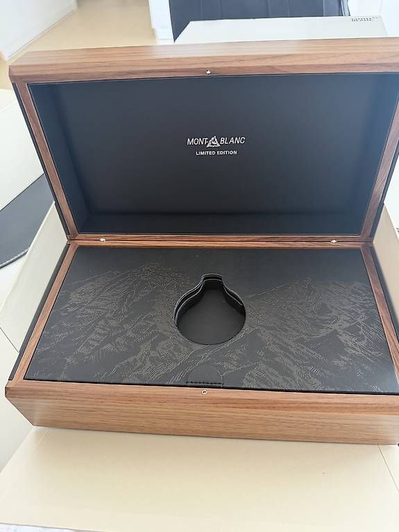Montblanc Coffrets à bijoux: Montblanc Coffret de présentation  Limited Edition – D'occasion à st aubin-sauges par dam_xrv8 1