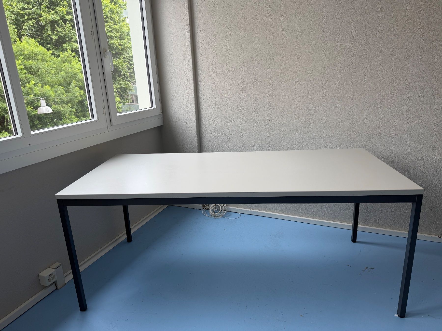 Schreibtische: Schreibtisch – Gebraucht aus Zürich von mar_hs6l