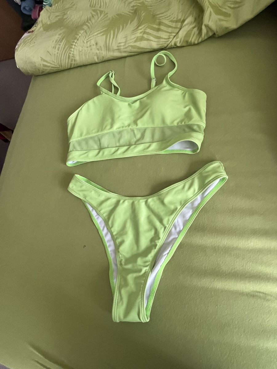Costumi da bagno & Bikini: Bikini Neongrün Grösse L – Usato da Giswil venduto da Mauritius9026