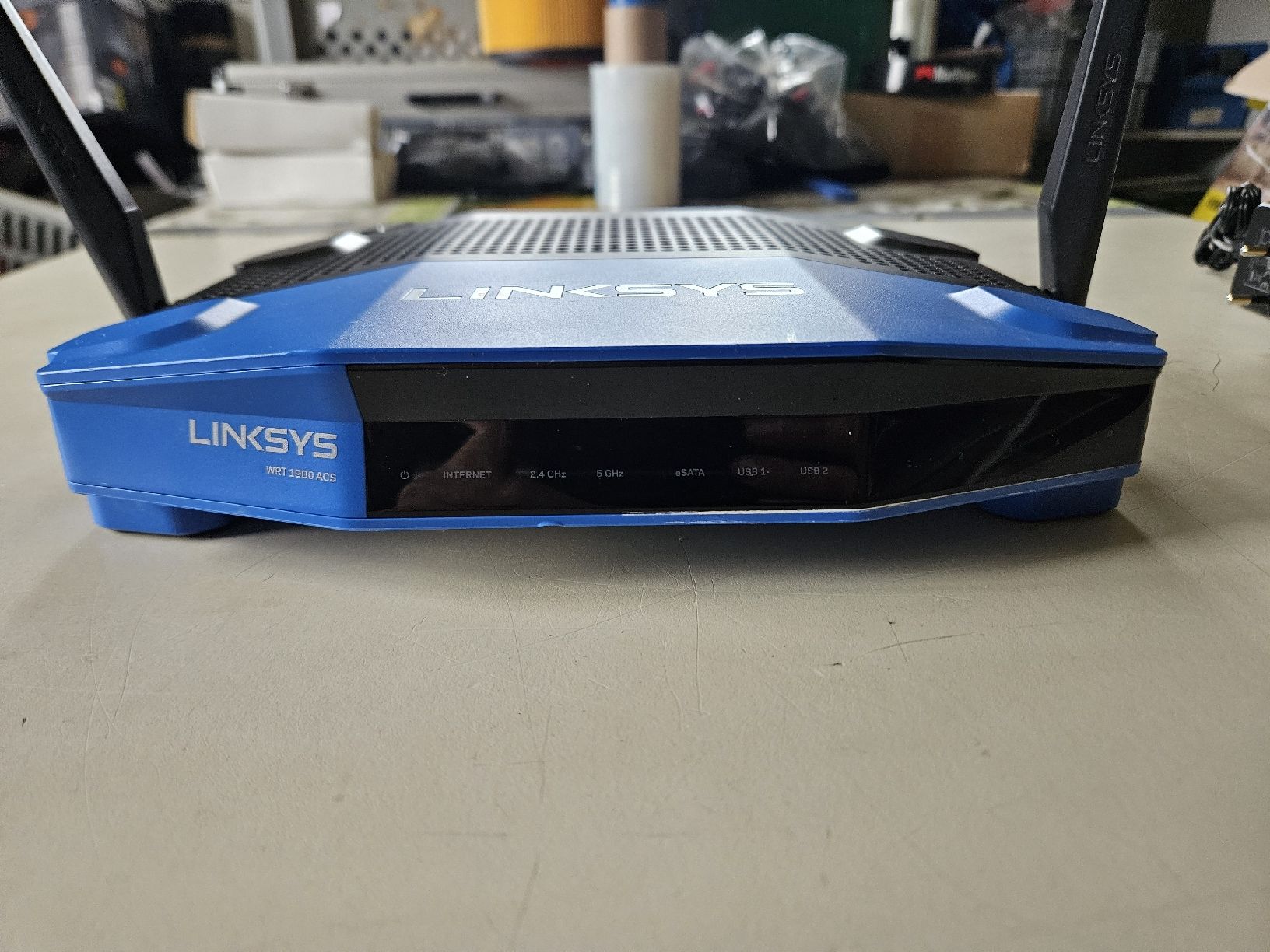Linksys Modem & Router: Linksys WRT1900ACS V2 Router, mit Netzteil & Kabel! – Usato da Oberburg venduto da znas 3