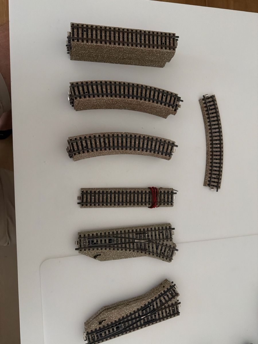 Märklin Modelleisenbahnen: Märklin M Gleise – Defekt aus Reiden von studi_01