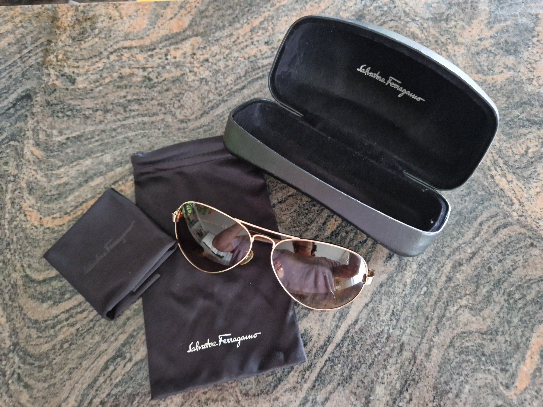Salvatore Ferragamo Lunettes & Verres: Original "Ferragamo" Pilotsonnenbrille – Neuf (Voir description) à Thalwil par macrisa2017 3