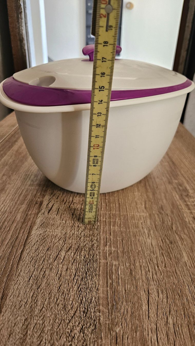 Tupperware Contenitori & Simili: Set Tupperware bianco e viola – Usato da Melano venduto da H-Sara 5
