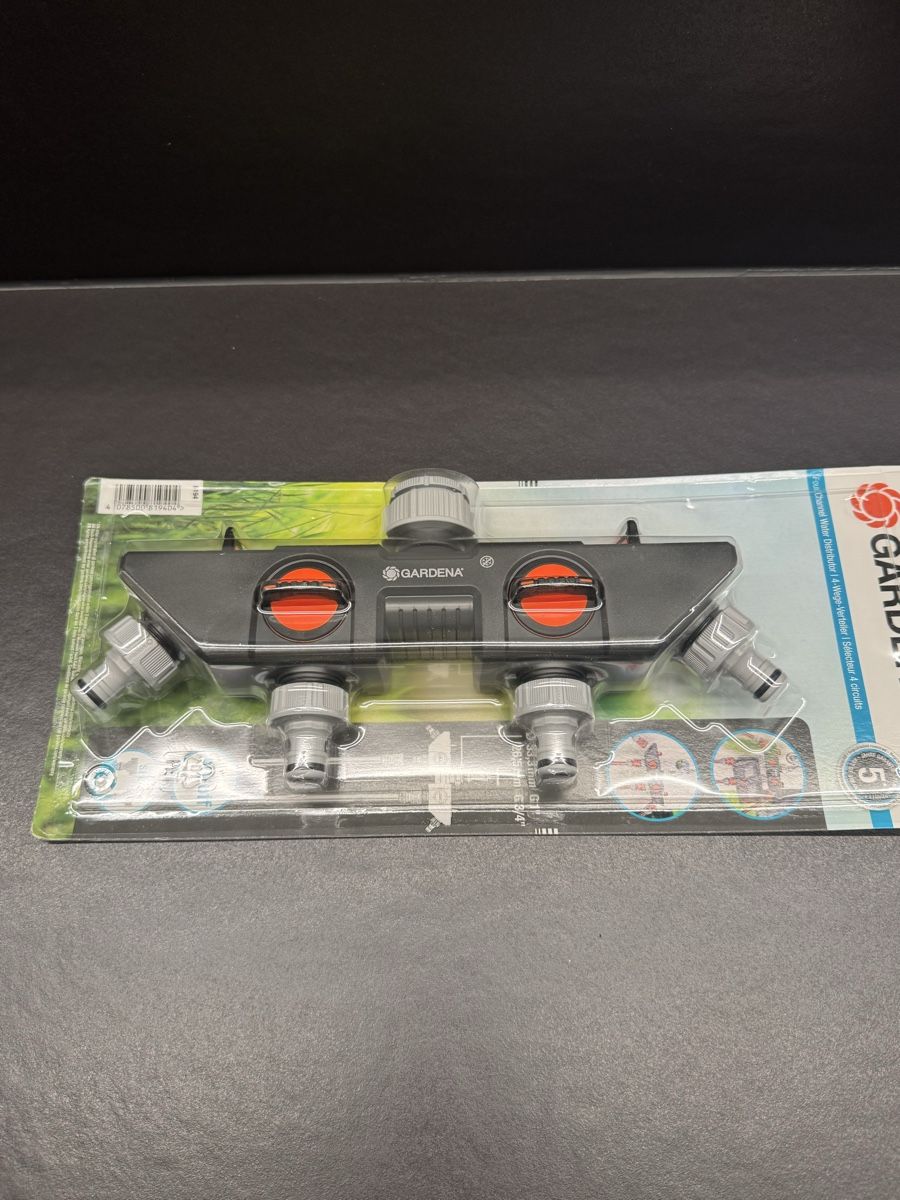 Rubinetteria: Gardena Wasserverteiler 4-Weg – Nuovo e nell'imballaggio originale da Maienfeld venduto da phi_9tw8