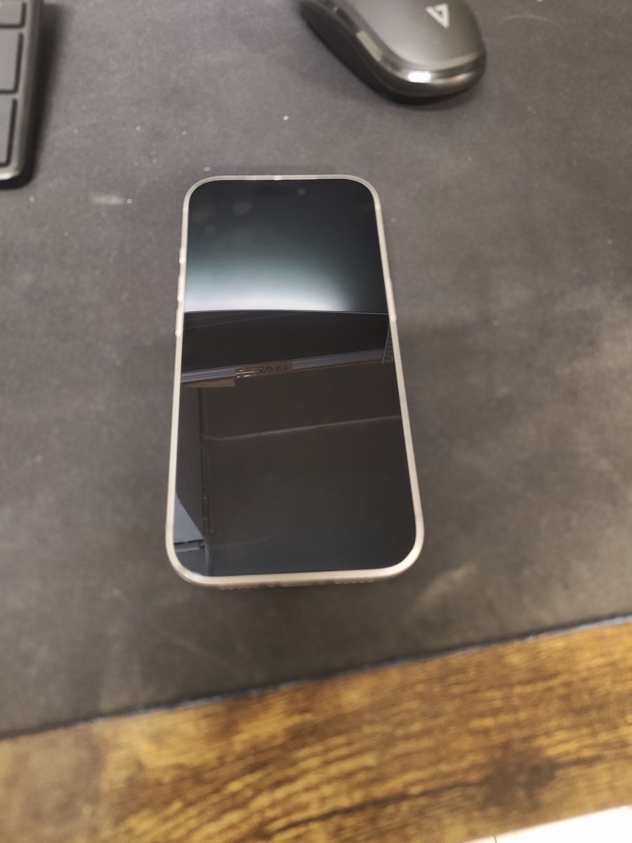 Apple Handys / Smartphones: Iphone 17 Pro 256GB – Gebraucht aus Lyss von tadomikaaa 1
