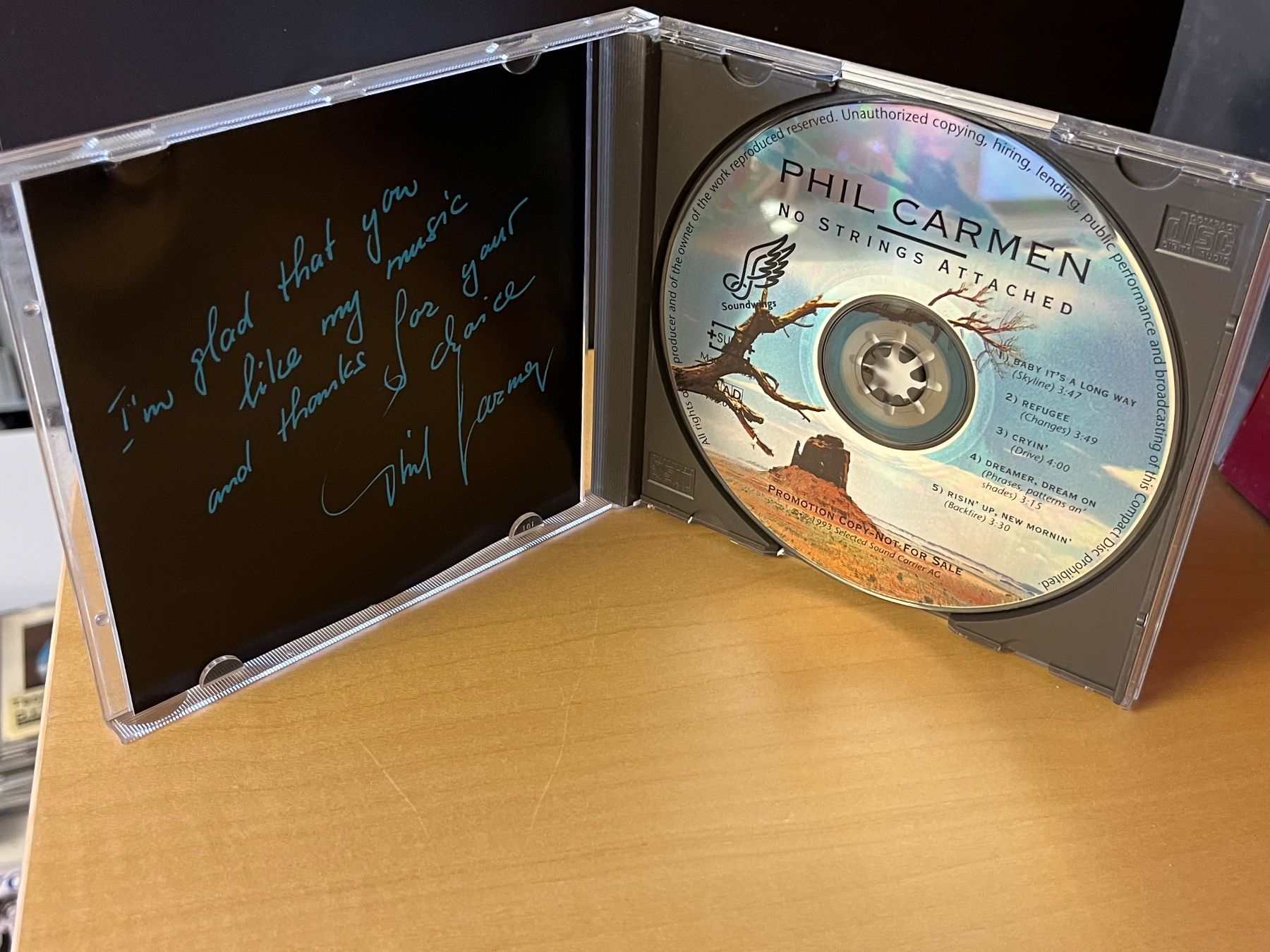 CD: Phil Carmen - No Strings Attached - HI21B – Usato da Küsnacht ZH venduto da swisssales.net 2