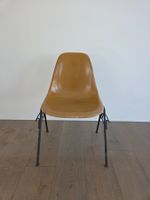 stuhl: Eames / Vitra / Herman Miller