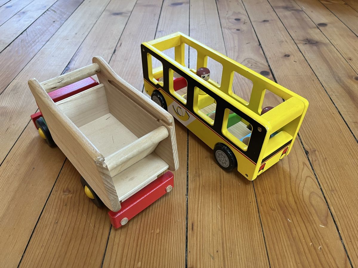 Giocattoli: BAJO Lastwagen und Spielba Postauto – Usato da Schönenwerd venduto da Phipsz 3