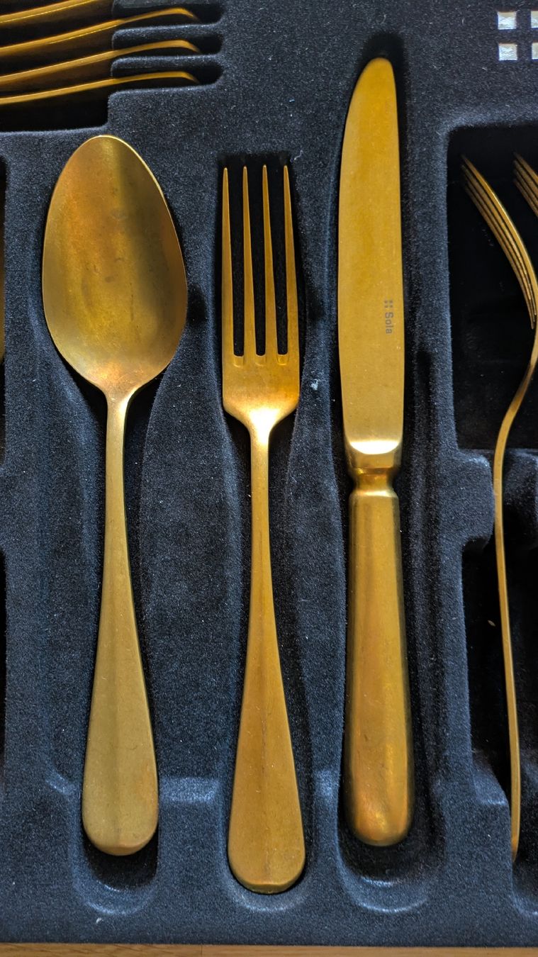 Sola Couverts: Besteck SOLA 24-teilig – Neuf avec emballage d'origine à Winterthur par flower.10 1