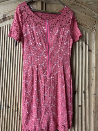 Spitzenkleid Orsay Farbe Koralle neu (Futter in écru)