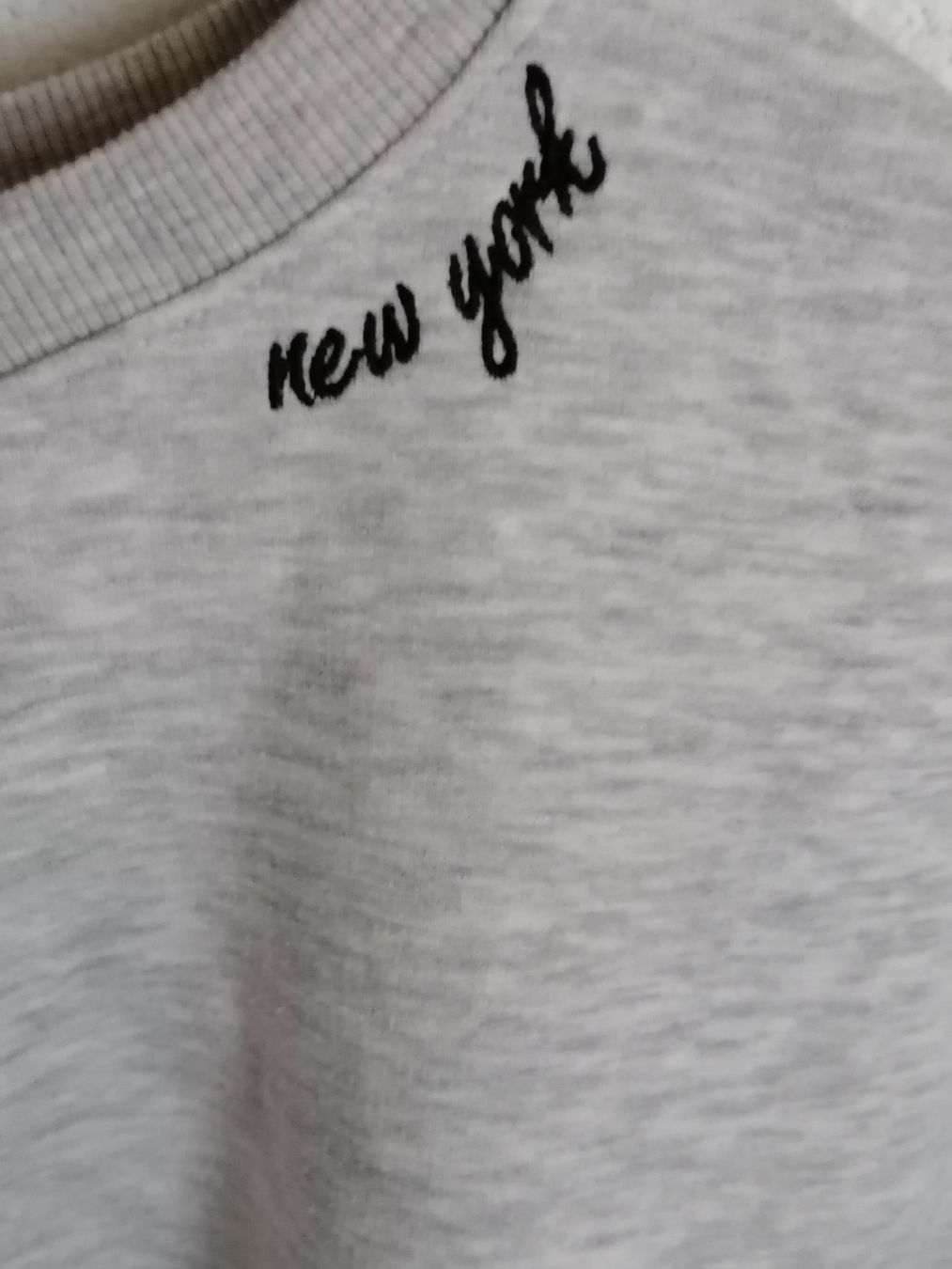 Maglioni & Felpe: sweat pull, top, haut,pull, sweatshirt – Usato da Montcherand venduto da petiteoune75 1
