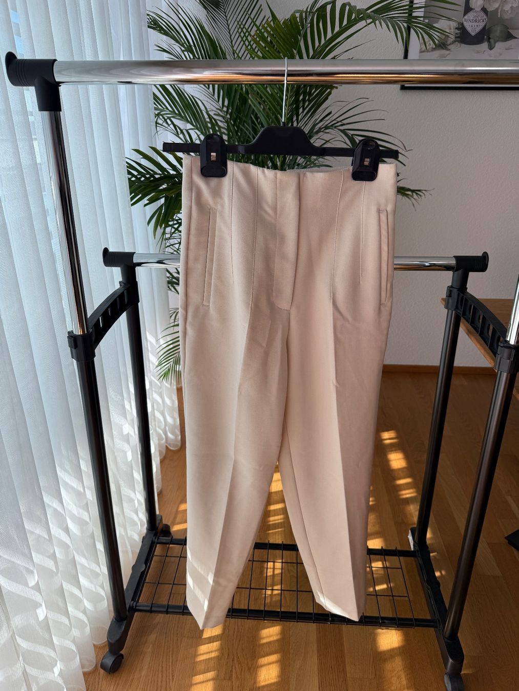 Zara Hosen: hose (s) – Neu (gemäss Beschreibung) aus Freidorf TG von zweithandware
