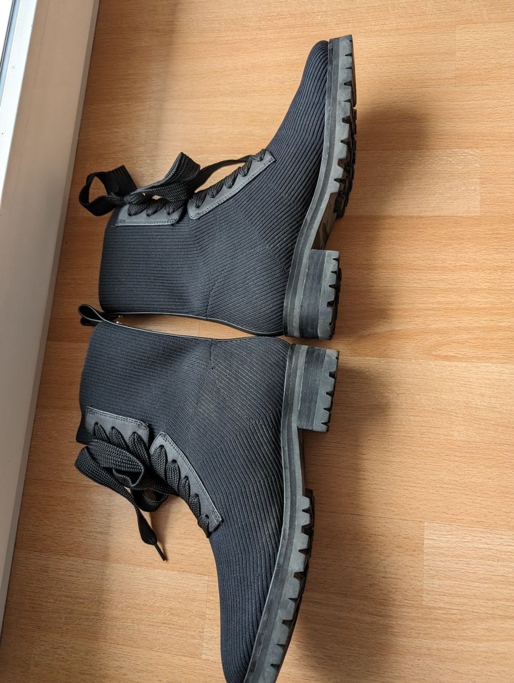 Kate Spade Scarpe da donna: KATE SPADE NEW YORK Merigue Boot - 37 Black – Nuovo (secondo la descrizione) da Glis venduto da livespringly 2