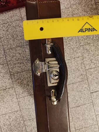 Aktenkoffer aus Leder braun mit Schloss gebrauchter Zustand