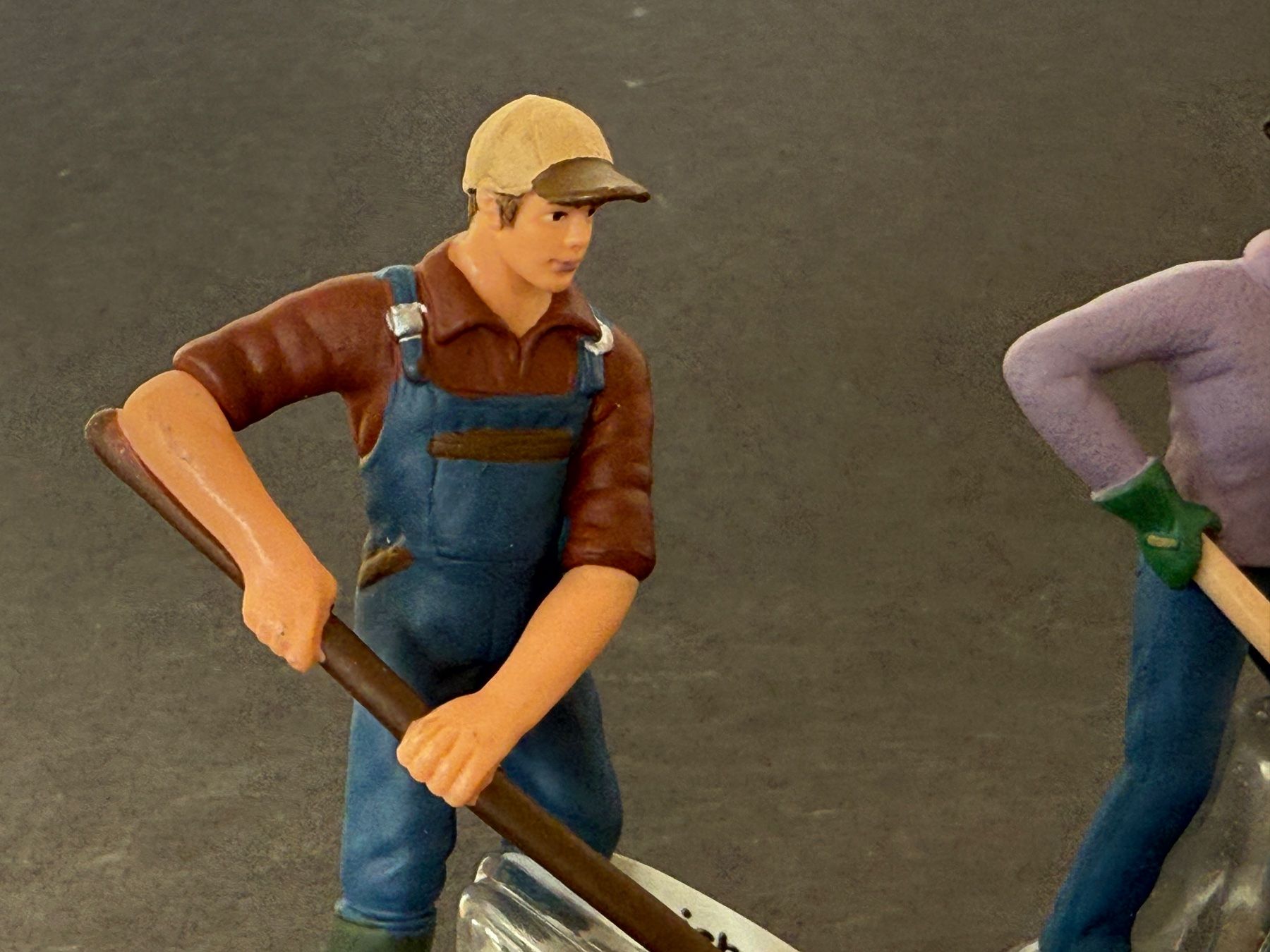 Schleich Statuette: Schleich Bauer Bäuerin Stalljunge Menschen Figuren – Nuovo (secondo la descrizione) da Ennetbaden venduto da mapa05 3