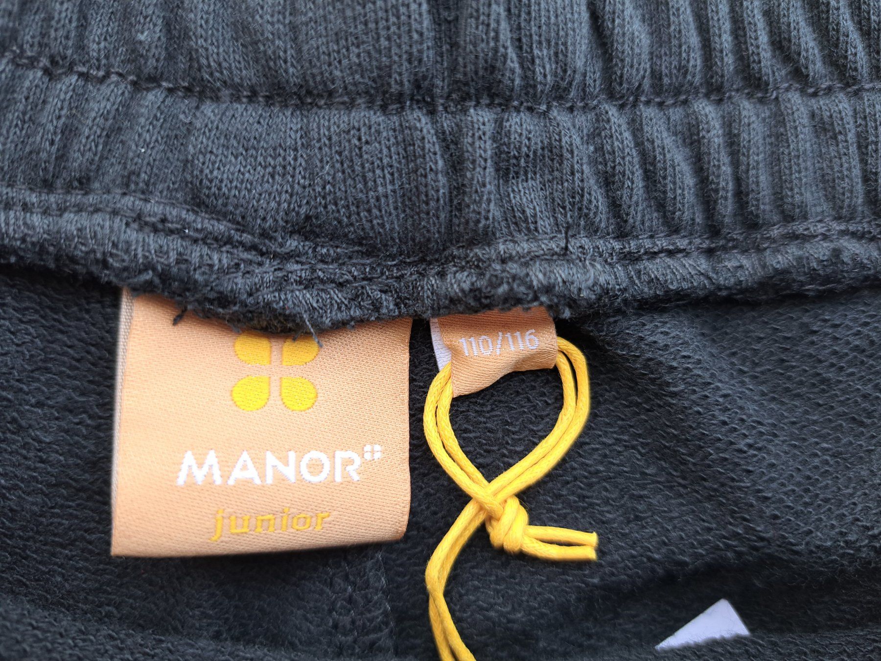 Manor Pantaloni: Neu! Coole Shorts Gr. 110 "move on" Manor – Nuovo e nell'imballaggio originale da Gysenstein venduto da joshuas81 2