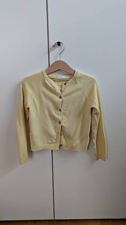 Jacken & Mäntel: Strickjacke Mädchen – Gebraucht aus Zürich von jnurk17