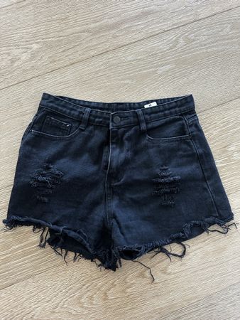 Black short