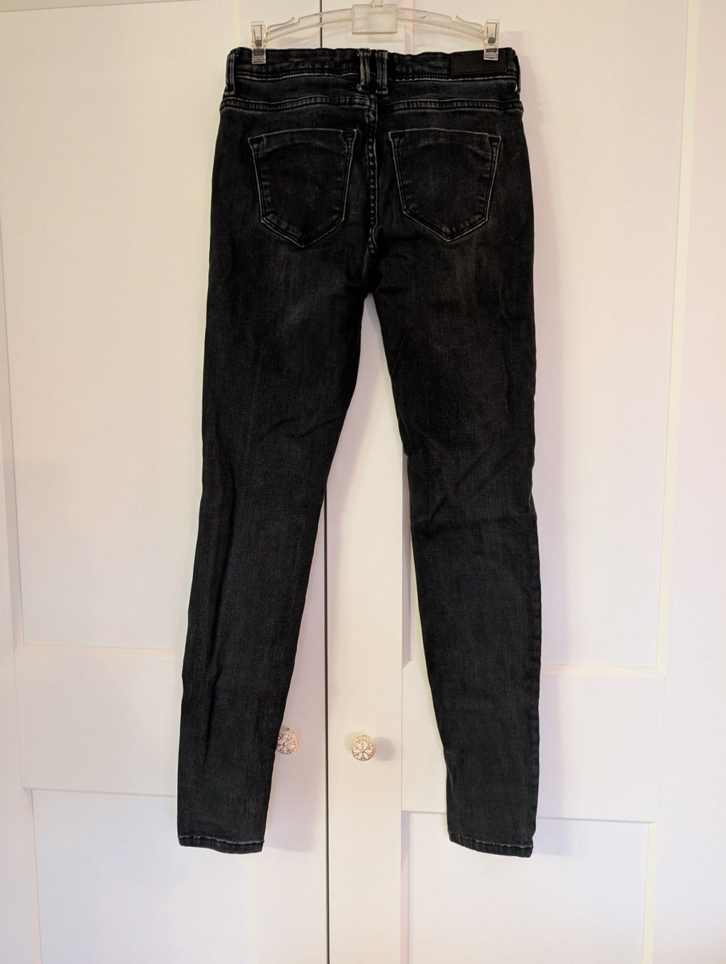 Only Jeans: Damen Jeans ONLY schwarz Grösse 27/30 – Usato da Au SG venduto da and_cra 1