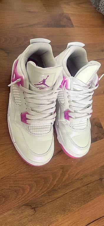 Jordan Scarpe da uomo: Hyper Violet Jordan 4 Retro – Usato da Reinach BL venduto da smk1907