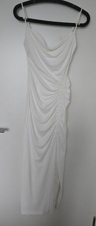 Kleid von Zara, Wasserfallausschnitt, Schlitz, XS, weiss