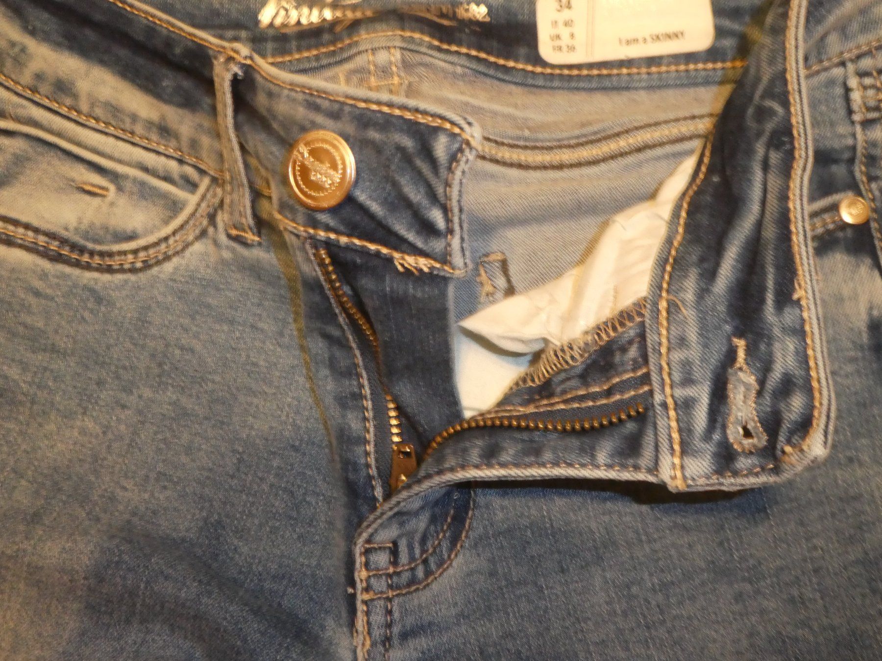 Hosen: Jeans Gr. 34 – Gebraucht aus Mels von KOSL 2