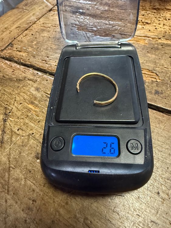 Gold Goldring und defekter Goldring total 8.4 Gramm (Gebraucht) in Bern ...