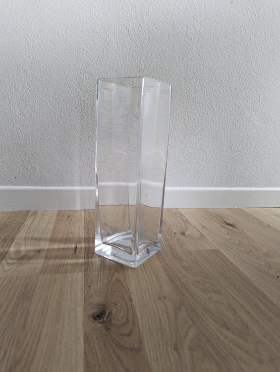 Vase aus Glass, 30cm hoch Kaufen auf Ricardo