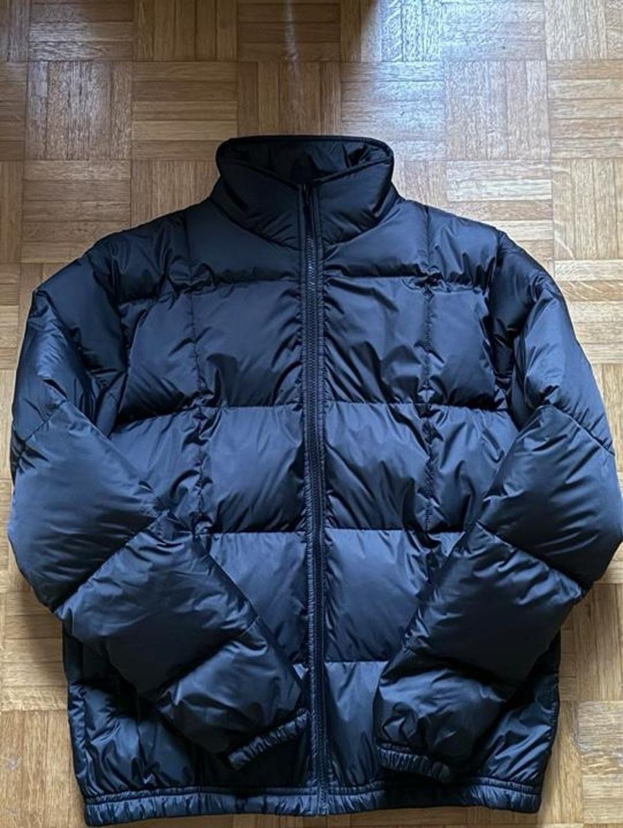 Vestes: Black Shiny Puffer Jacket – Neuf (Voir description) à Zürich par sam_g2zl 1