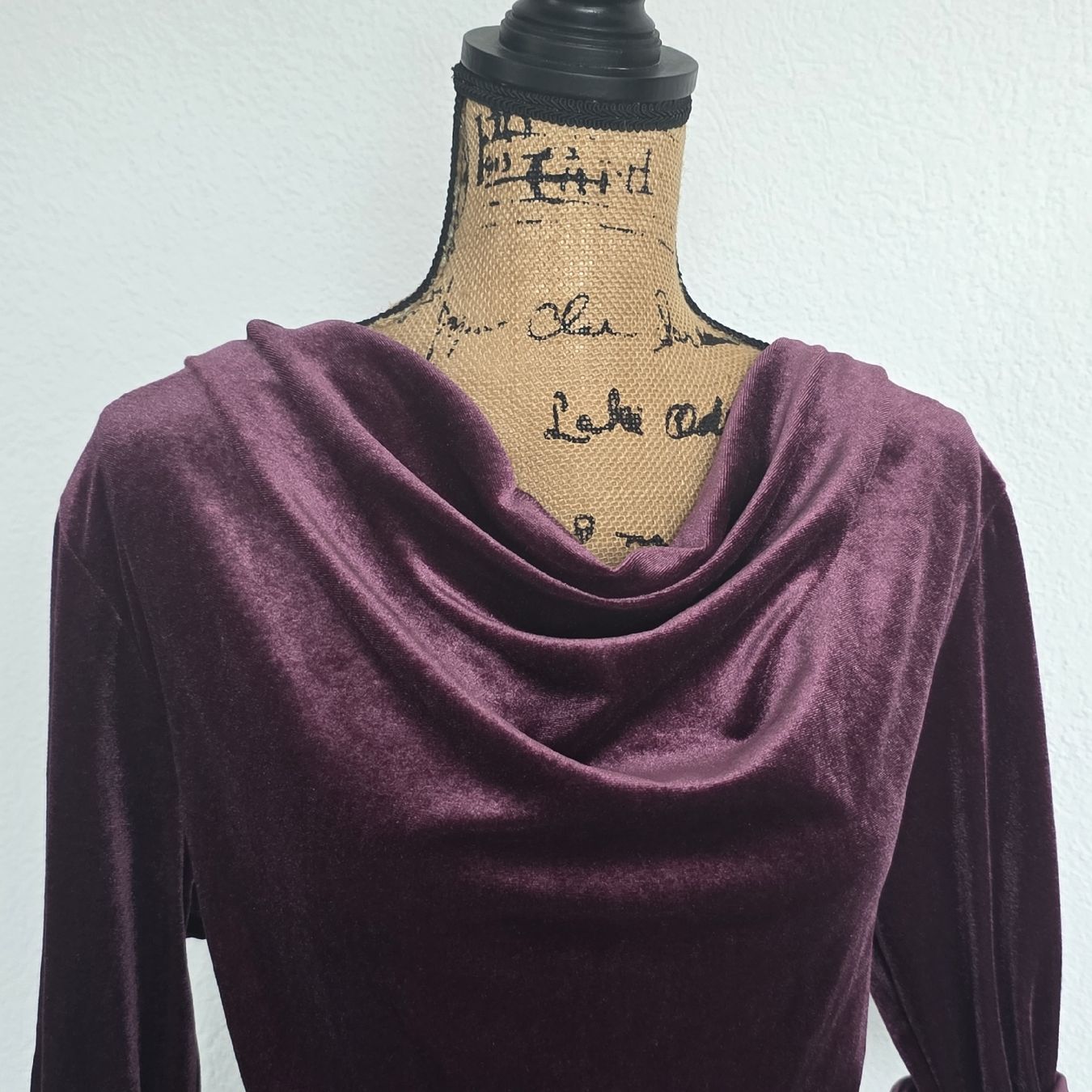 Vestiti: Samtkleid - Grösse L , Neu ! – Nuovo (secondo la descrizione) da Rheinsulz venduto da Gilea 2