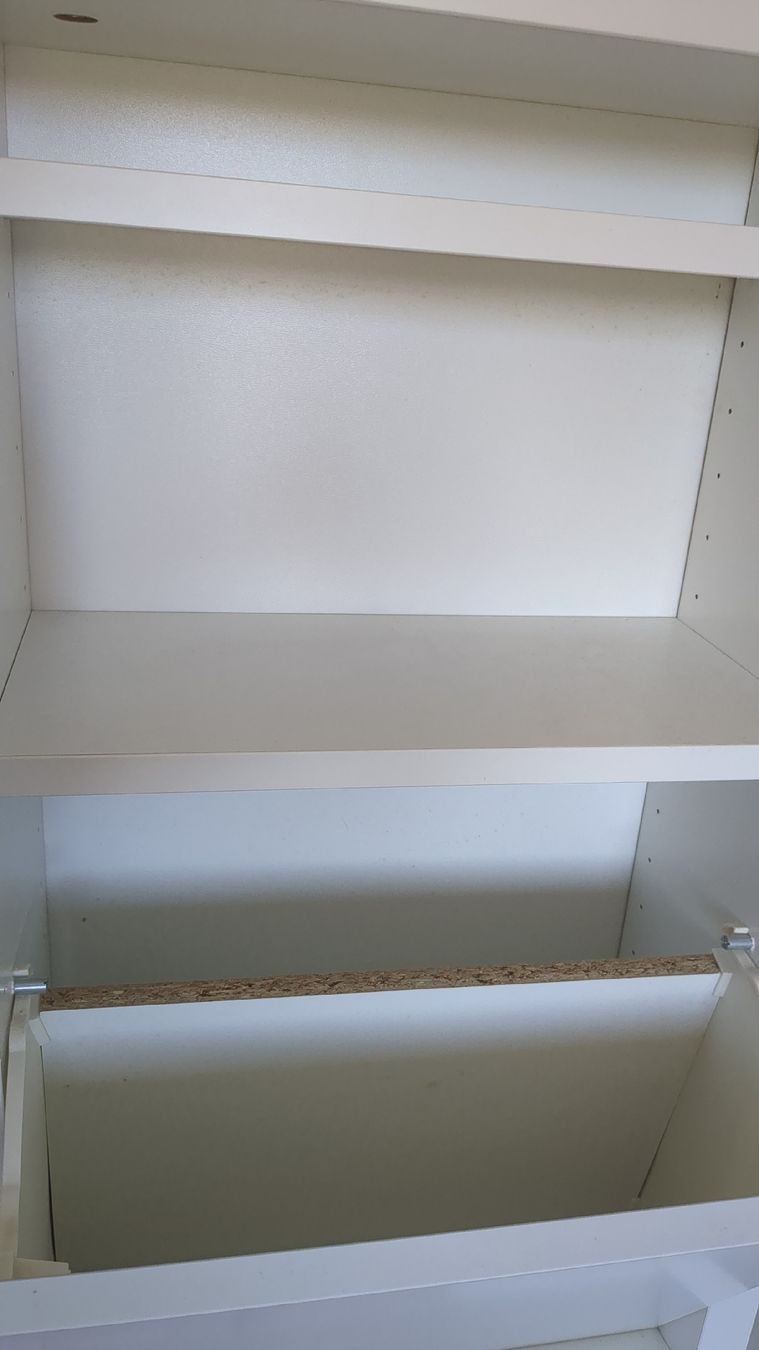 Ikea Schreibtische: White Corner Desk with Shelves good condition – Gebraucht aus Untersiggenthal von nag_mxh8 1