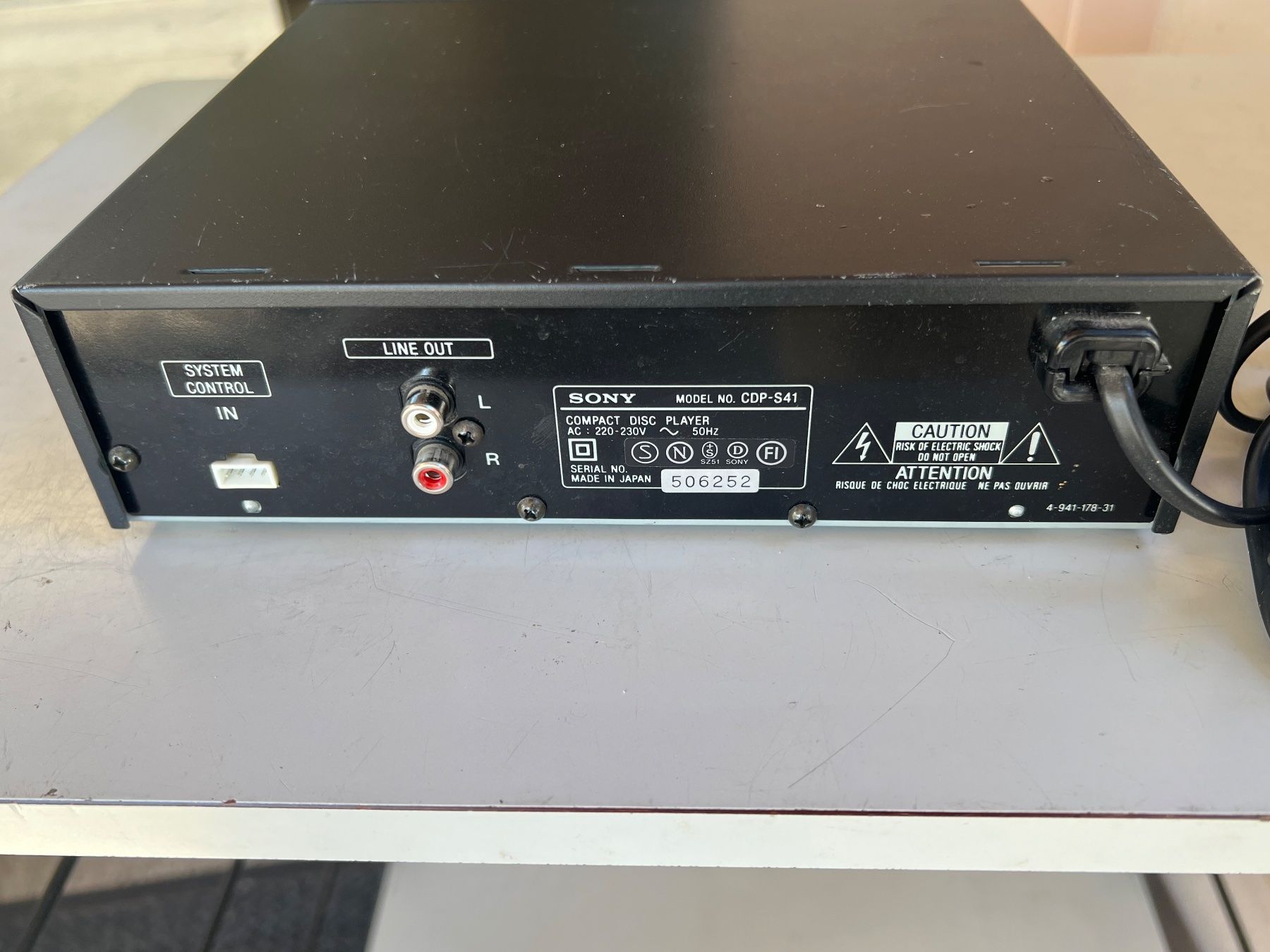 Sony Lettore multimediale & Streamer: Sony CDP-S41 CD Player zu verkaufen – Usato da Gebenstorf venduto da Secondtronik 7