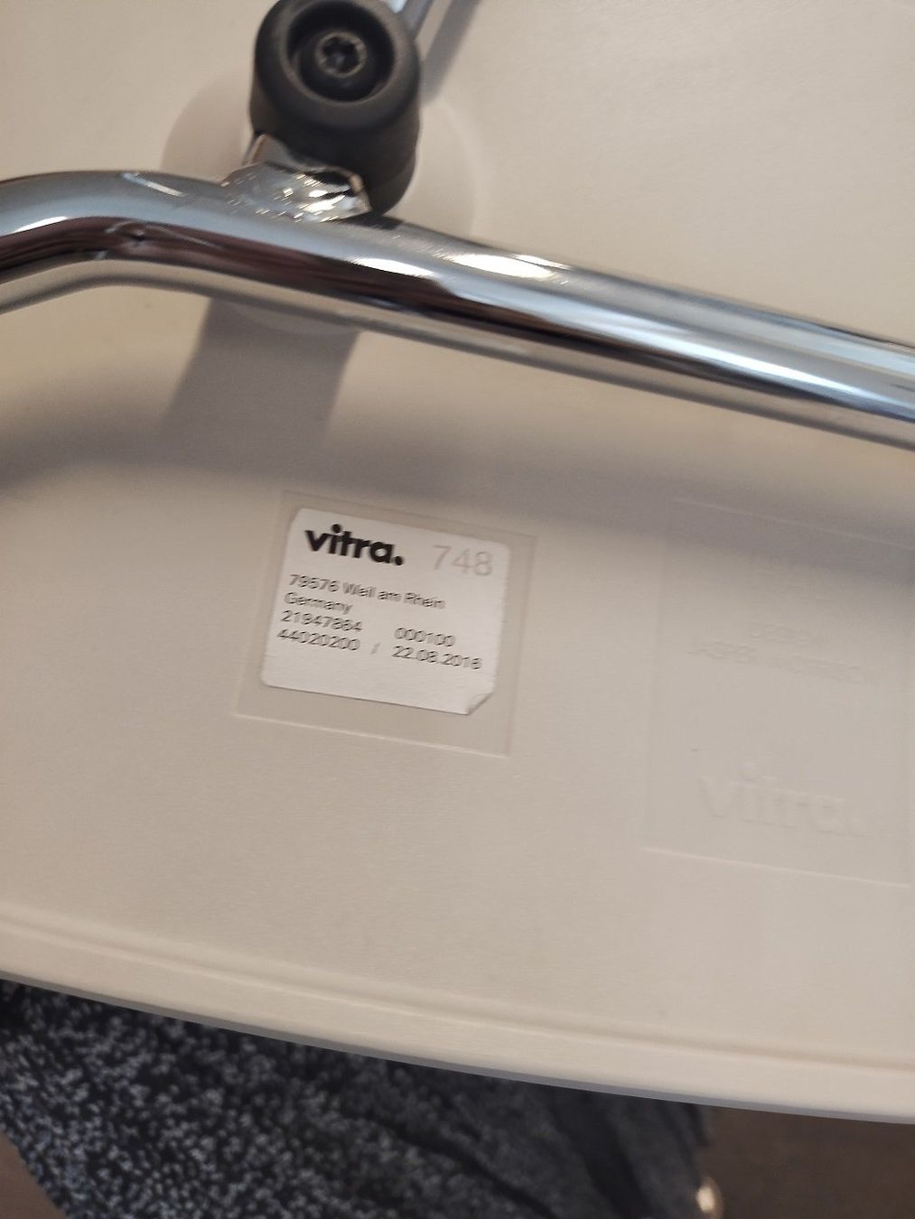 Stühle: Stuhl Vitra – Gebraucht aus Bern von kim_5lk8 1