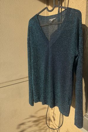 Glitzerndes Oberteil von COS Glitzerpulli