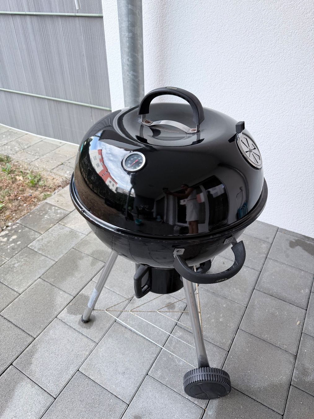Grills: Holzkohlegrill schwarz – Gebraucht aus Egerkingen von bookworm96