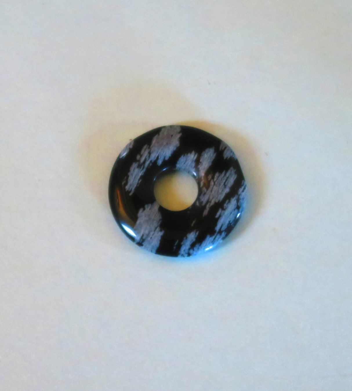 Ciondoli: Anhänger Donut Schneeflockenobsidian – Nuovo (secondo la descrizione) da Brittnau venduto da marlenestone 3