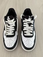 Nike sport shoes 37.5, almost new