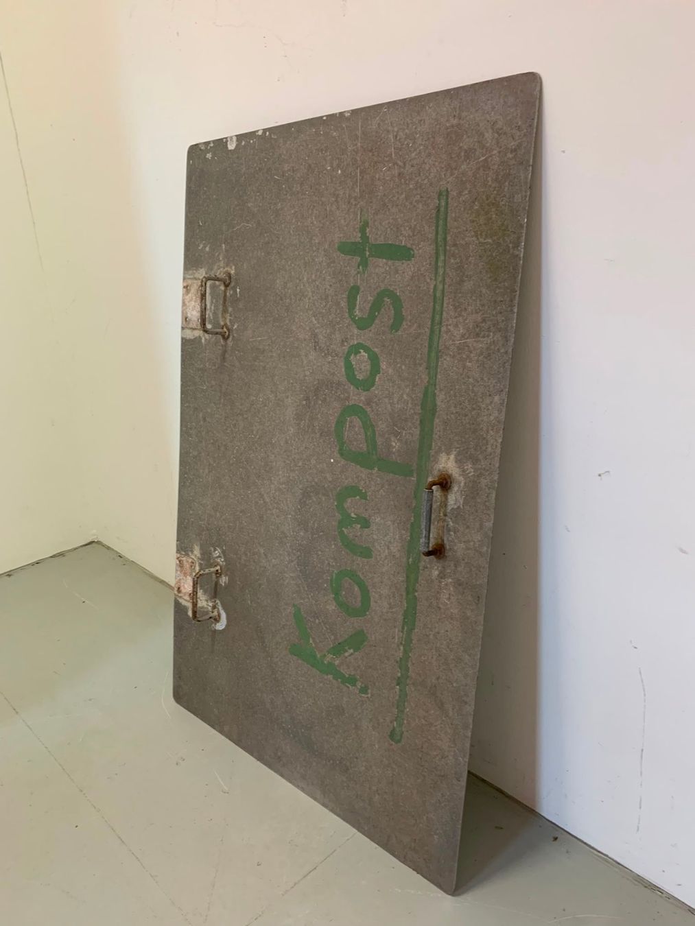 Sonstiges für Büro & Gewerbe: Alte container Deckel Metall – Gebraucht aus Zug von Vera_LV0 1