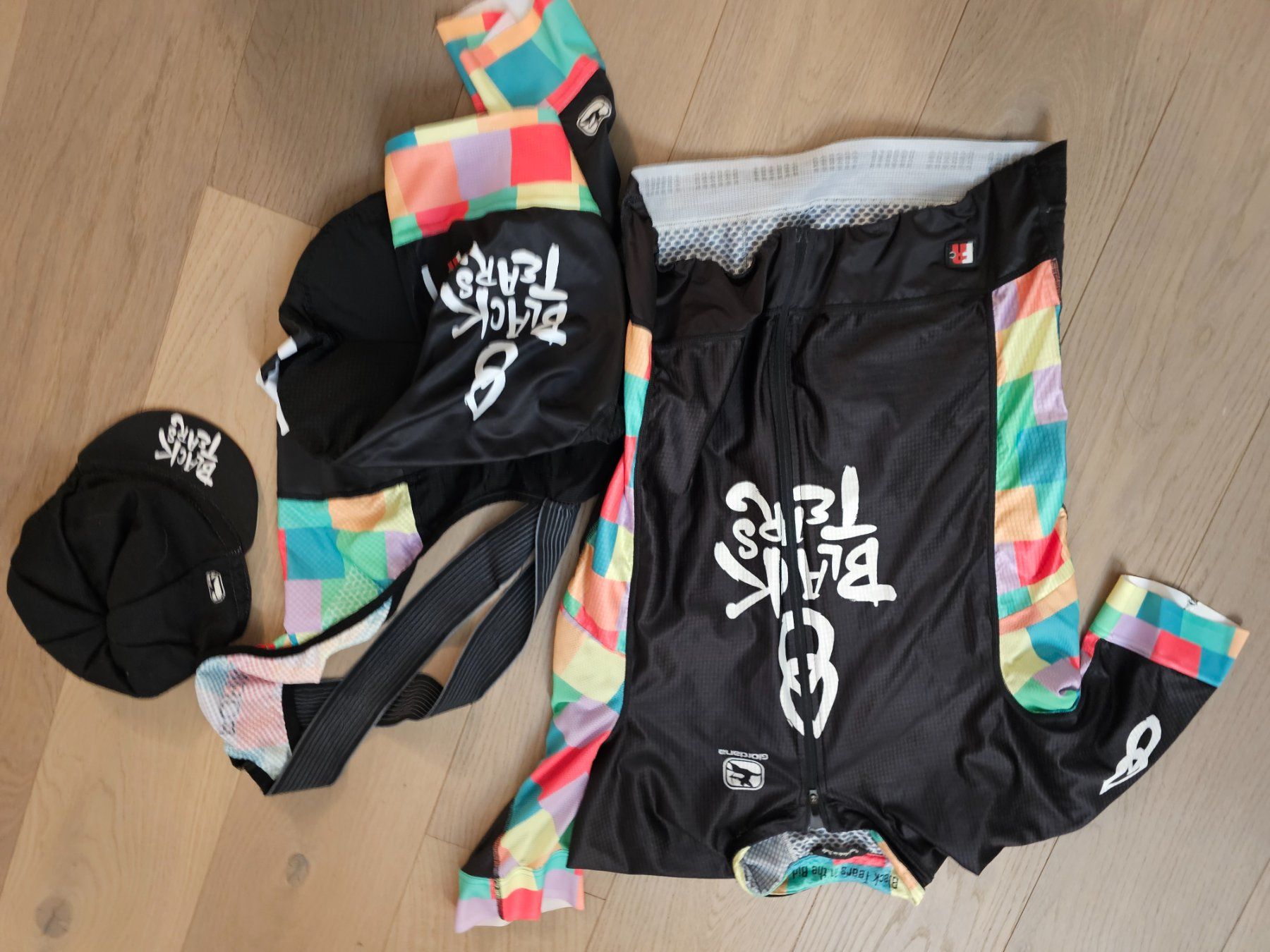Lotti di vestiti: Rennrad Kleider Set, M – Usato da Rotkreuz venduto da canyon05