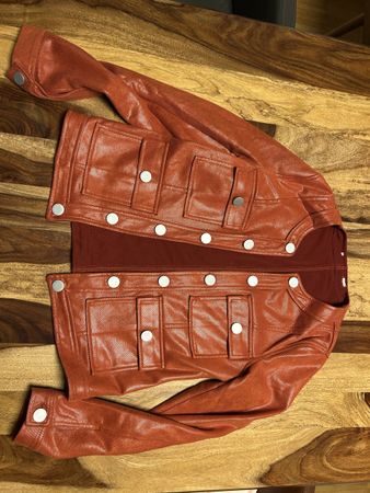 Elegante Jacke aus Lederimitat